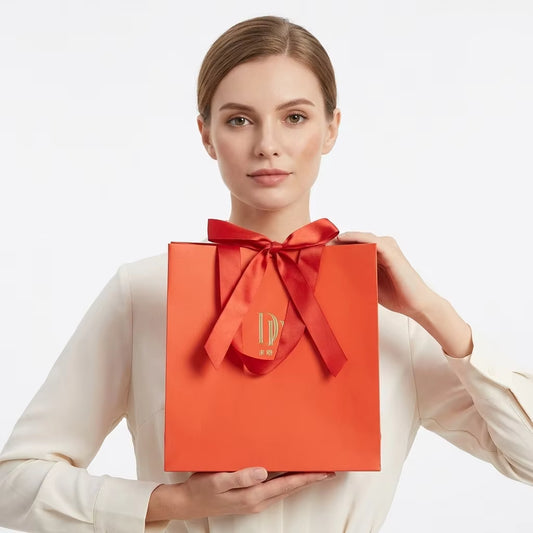 Custom Textured Paper Gift Bags with Gold Foil Logo, 300gsm Specialty Paper Shopping Bags for Luxury Brand